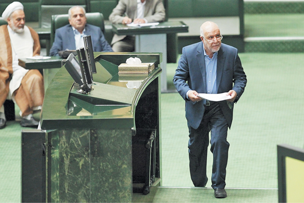 index:2|width:220|height:147|align:center