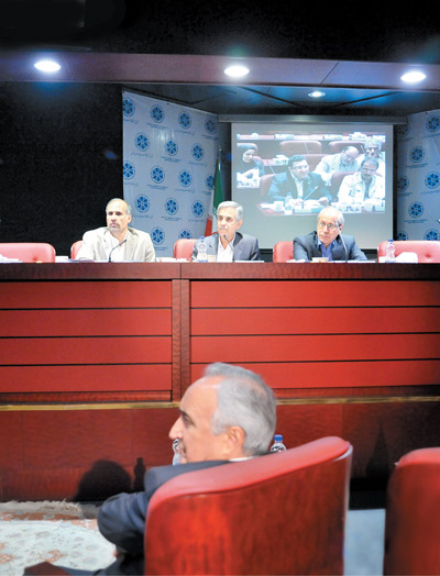 index:1|width:300|height:393|align:left