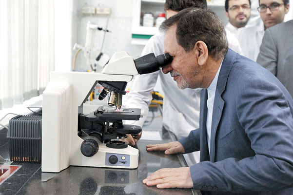 index:4|width:500|height:333|align:center