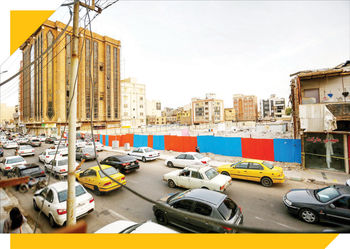 یک سال پس از ریزش