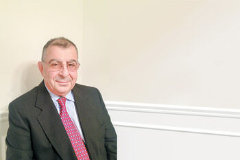 انتخابات پرهیاهو