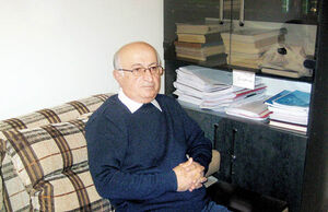 گرفتار در مشت دولت