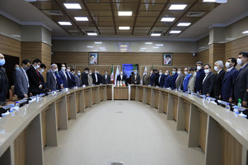همزمان با گرامیداشت پیروزی انقلاب در " ایران مال "  از قهرمانان پرورش اندام تجلیل شد