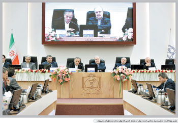 بی‌پولی عیان

