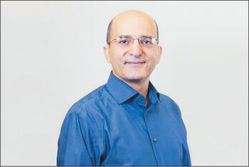 شعار ندهید، عملگرا باشید