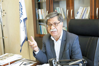 رسانه‌ها می‌توانند عامل و مانع توسعه باشند