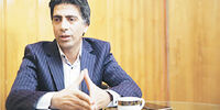 چون کشتی بی‌لنگر کژ می‌شد و مژ می‌شد