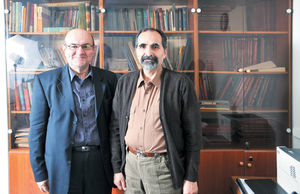 دولت هنگ کرده است