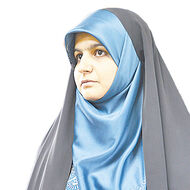 امینه محمودزاده