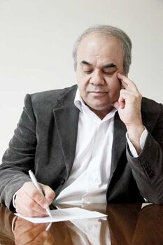 به آمار دانشگاه آزاد افتخار می‌کنم