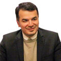 فرزاد  کیاست