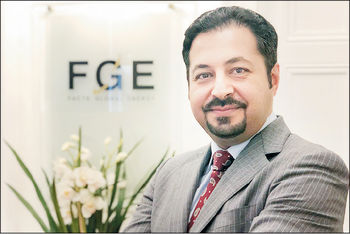 زندگی بر لبه پرتگاه

