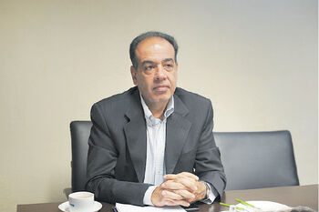اولویت‌ نخست کوچک‌سازی دولت است

