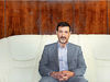 مشهد نشست می‌کند