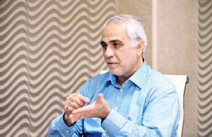 احمدی‌نژاد تامین اجتماعی را سیاسی کرد