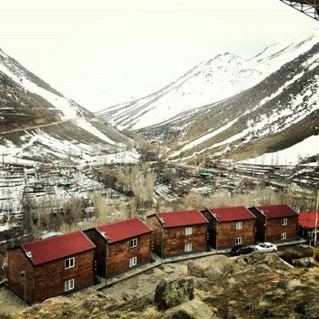 ما را از سایت دهکدۀ گنجنامه ببینید