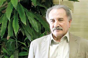 خودشان خیانت کردند