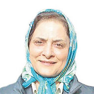 زهرا کریمی