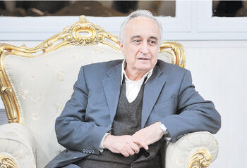 اگر نگران اقتصادیم، راه را باز کنیم