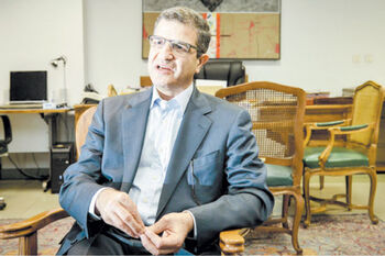 مسوولان بی‌محابا علیه نظام بانکی صحبت نکنند