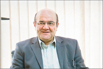 سه خلأ آشکار
