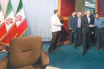 تهدید نمایشی