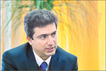 مانور پایداری در گلخانه

