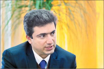 مانور پایداری در گلخانه

