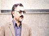 کمر به نابودی خودروسازی‌مان بسته‌ایم