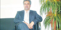مرگ پول هنوز نزدیک نیست