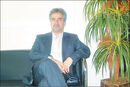 مرگ پول هنوز نزدیک نیست