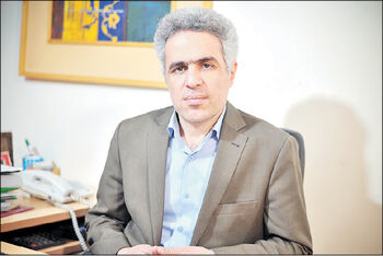 دچار توهم شده‌ایم

