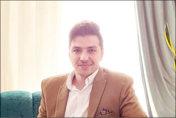 زیر تیغ تهدید
