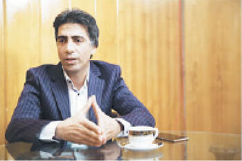 اثر انتخابات بر توسعه خودرو