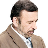 محمود واعظی
